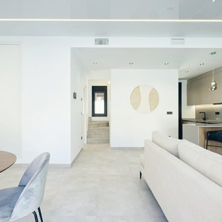 Luxurious Property in San Miguel de Salinas (Ref: DOSI-1480)