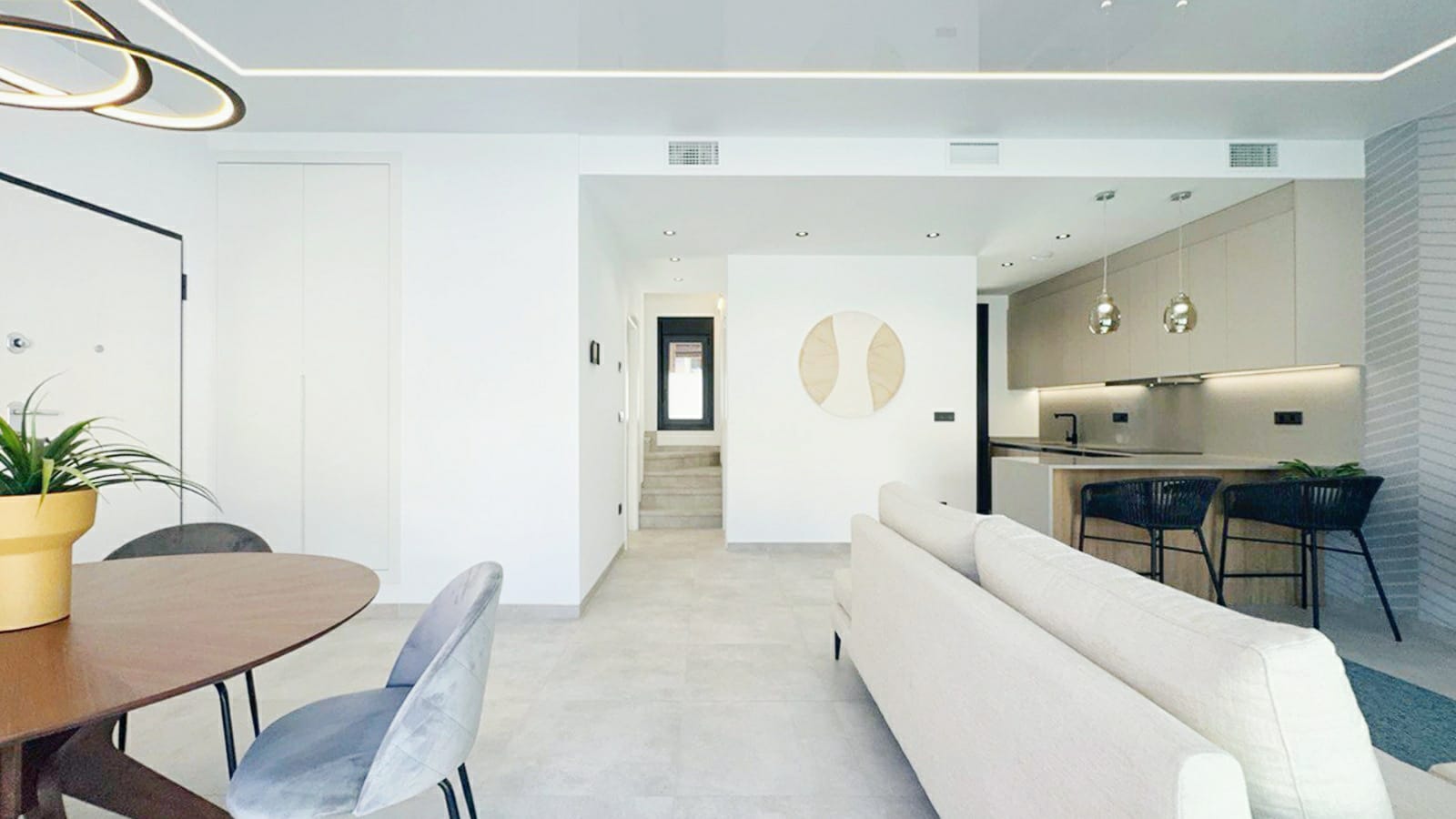 Luxurious Property in San Miguel de Salinas (Ref: DOSI-1480)