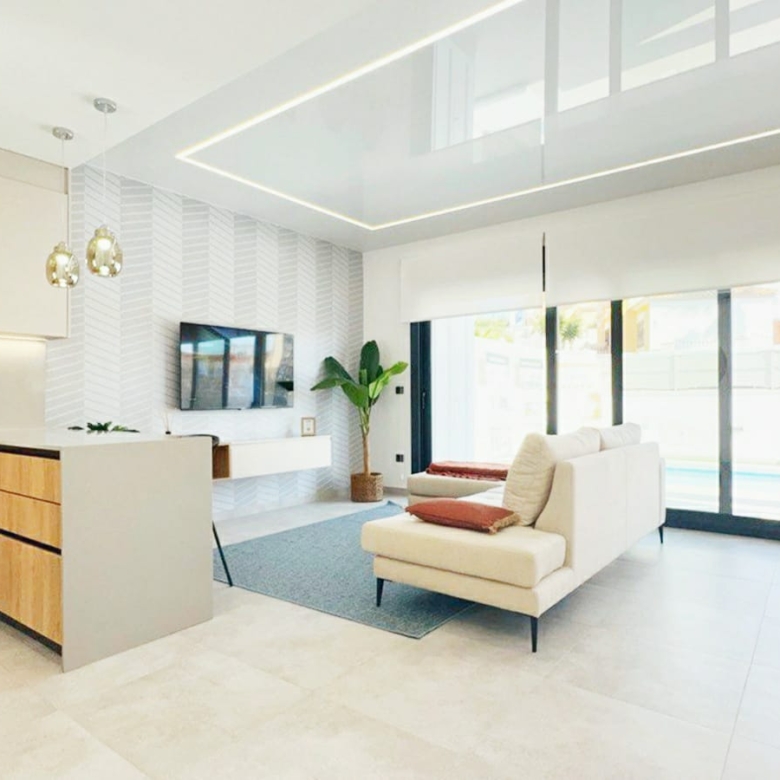 Luxurious Property in San Miguel de Salinas (Ref: DOSI-1480)