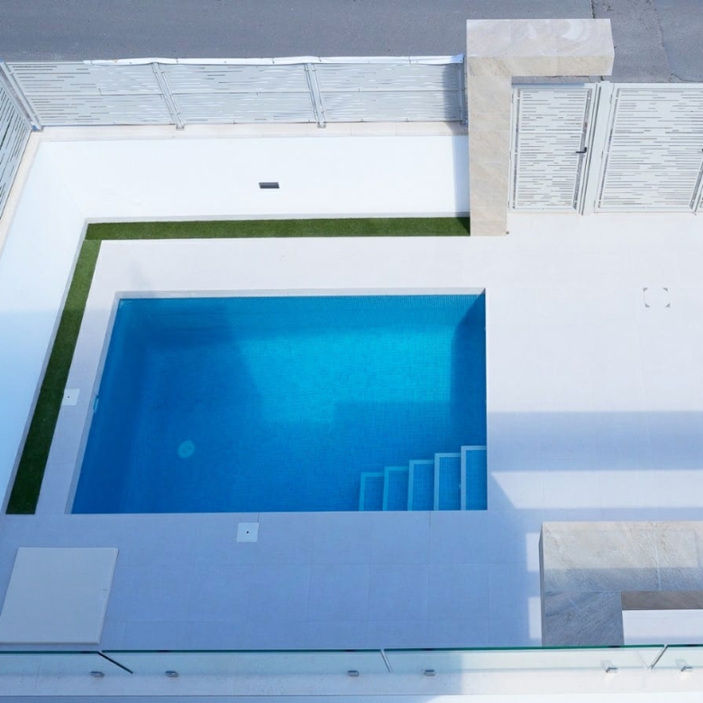 Luxurious Property in San Miguel de Salinas (Ref: DOSI-1480)