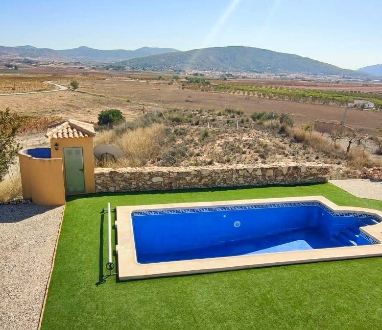 Country House in Pinoso (Ref: DOSI-1511)