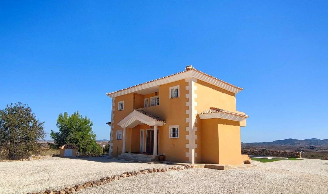 Country House in Pinoso (Ref: DOSI-1511)