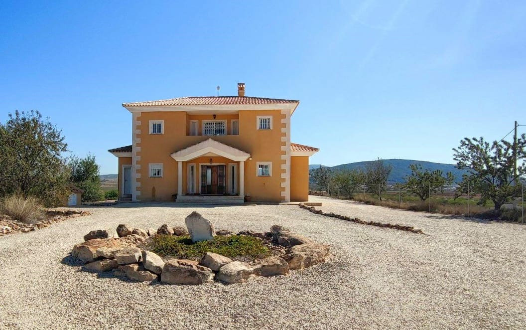 Country House in Pinoso (Ref: DOSI-1511)