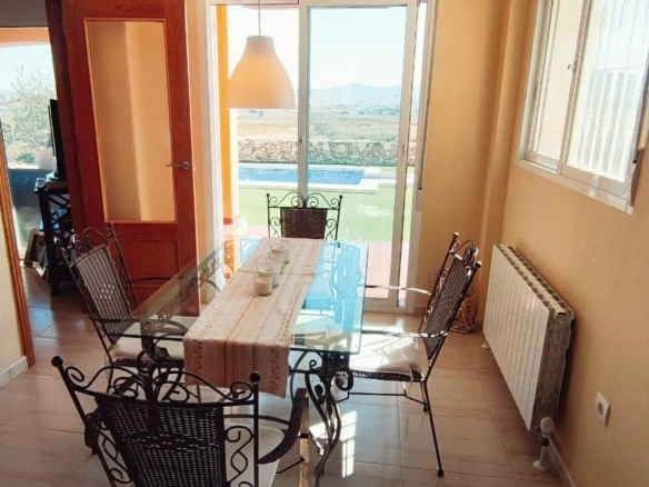 Country House in Pinoso (Ref: DOSI-1511)