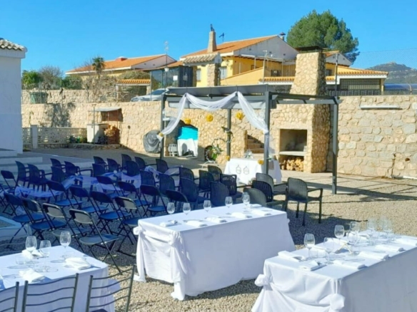 Business in Ayora (Ref: DOSI-1562)