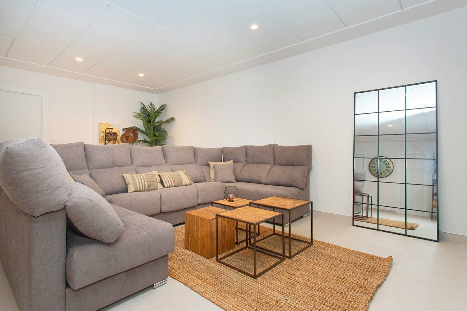Modern Villa in El Fondó de les Neus (Ref: DOSI-1707)