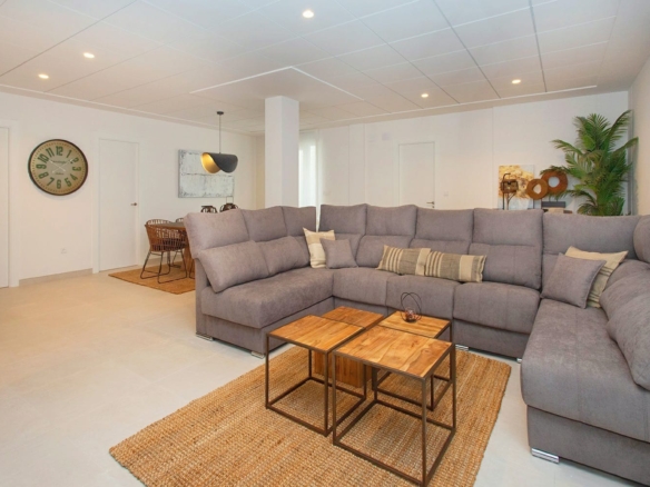 Modern Villa in El Fondó de les Neus (Ref: DOSI-1707)