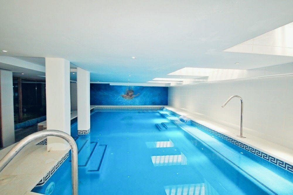 Luxurious Property in Benahavís (Ref: DOSI-1736)
