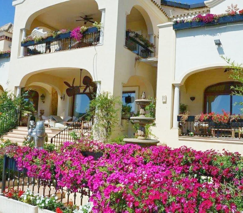 Luxurious Property in Benahavís (Ref: DOSI-1736)