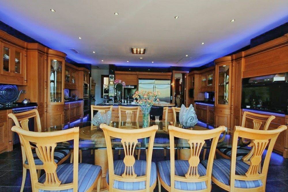 Luxurious Property in Benahavís (Ref: DOSI-1736)