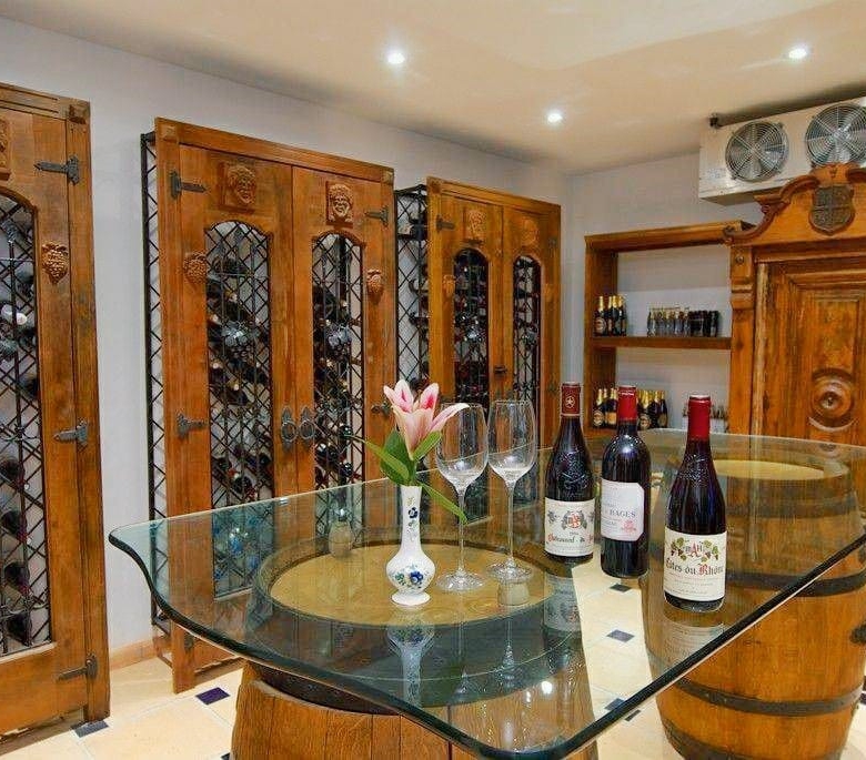 Luxurious Property in Benahavís (Ref: DOSI-1736)