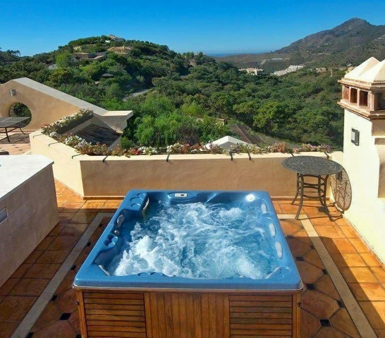 Luxurious Property in Benahavís (Ref: DOSI-1736)