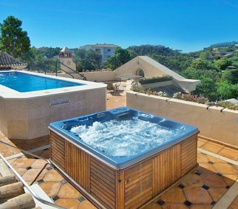 Luxurious Property in Benahavís (Ref: DOSI-1736)