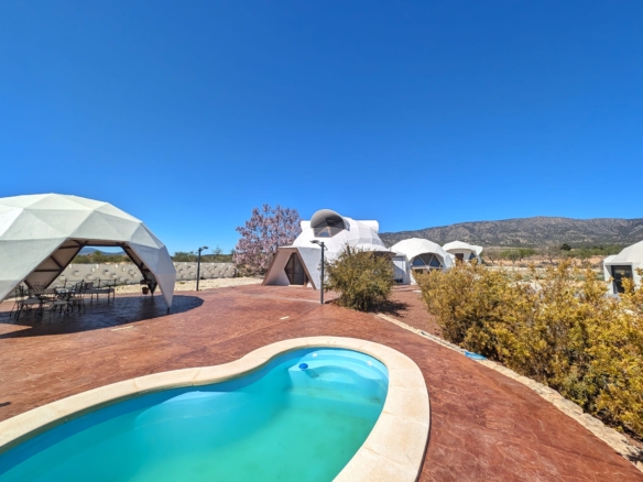 Country House in Pinoso (Ref: DOSI-2421)