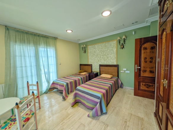 Country Estate in Jumilla (Ref: DOSI-2786)