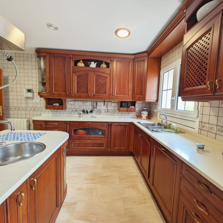 Country Estate in Jumilla (Ref: DOSI-2786)