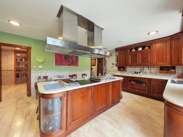 Country Estate in Jumilla (Ref: DOSI-2786)