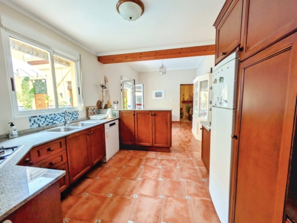 Townhouse in Sanet y Negrals (Ref: DOSI-2978)