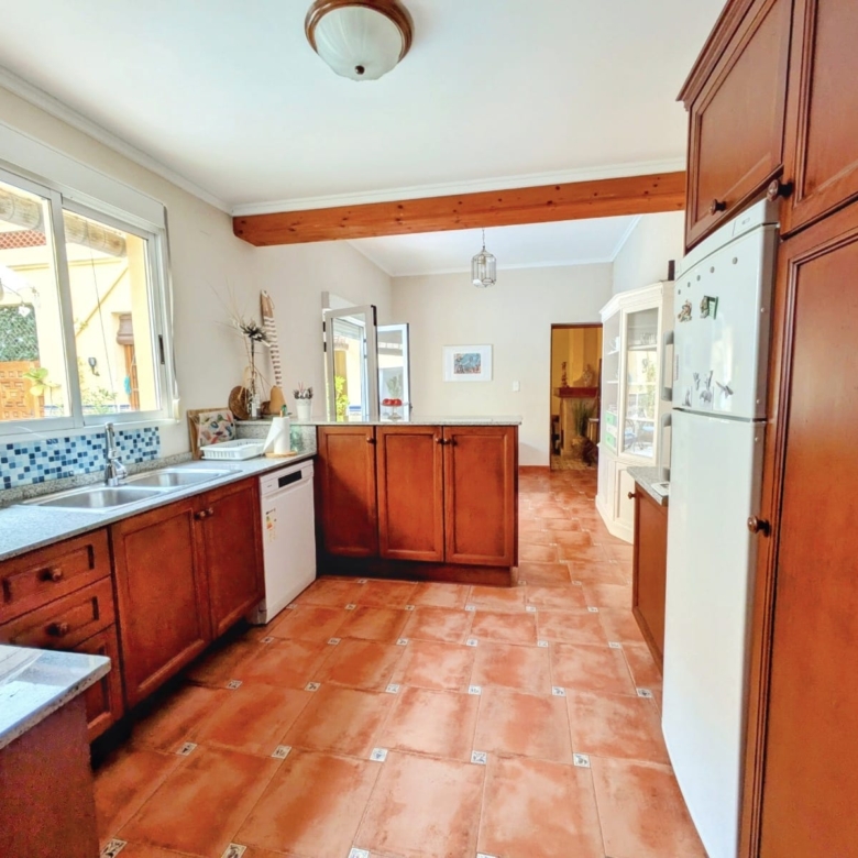 Townhouse in Sanet y Negrals (Ref: DOSI-2978)