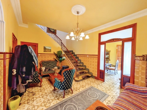 Townhouse in Sanet y Negrals (Ref: DOSI-2978)