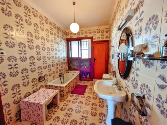 Townhouse in Sanet y Negrals (Ref: DOSI-2978)
