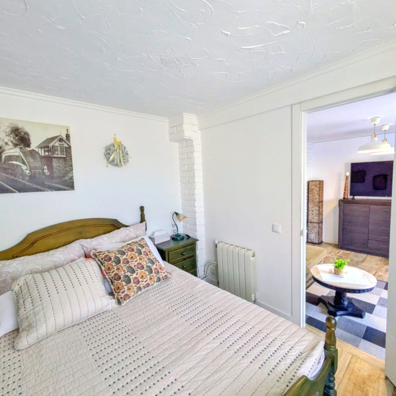 Detached House in Marxuquera (Ref: DOSI-2999)