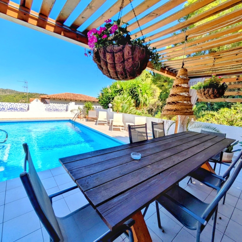 Detached House in Marxuquera (Ref: DOSI-2999)