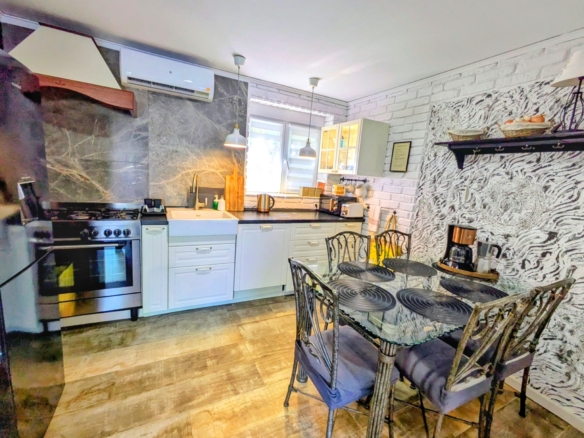 Detached House in Marxuquera (Ref: DOSI-2999)