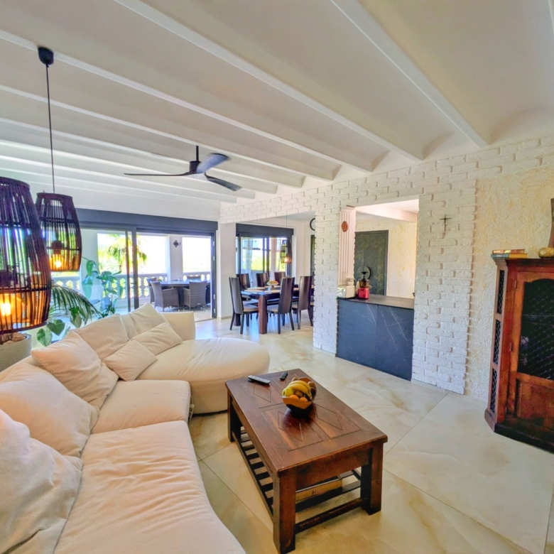 Detached House in Marxuquera (Ref: DOSI-2999)