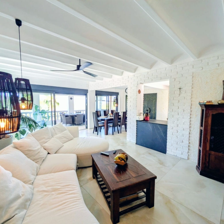 Detached House in Marxuquera (Ref: DOSI-2999)