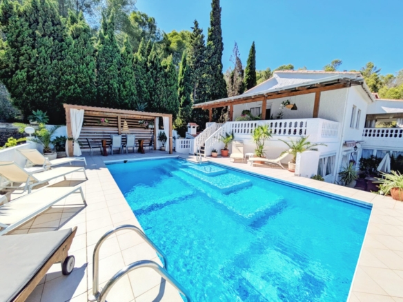 Detached House in Marxuquera (Ref: DOSI-2999)