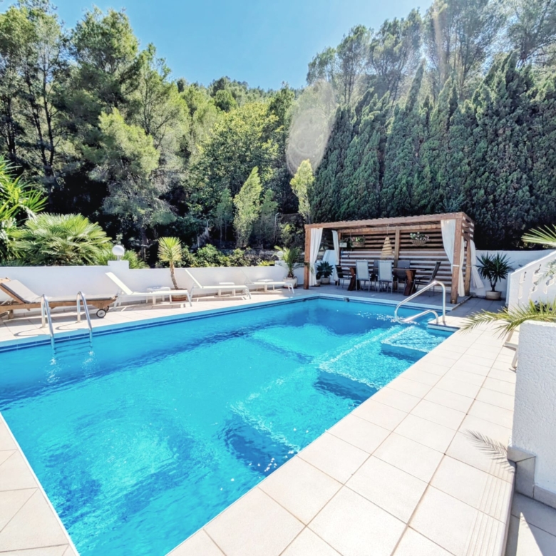 Detached House in Marxuquera (Ref: DOSI-2999)