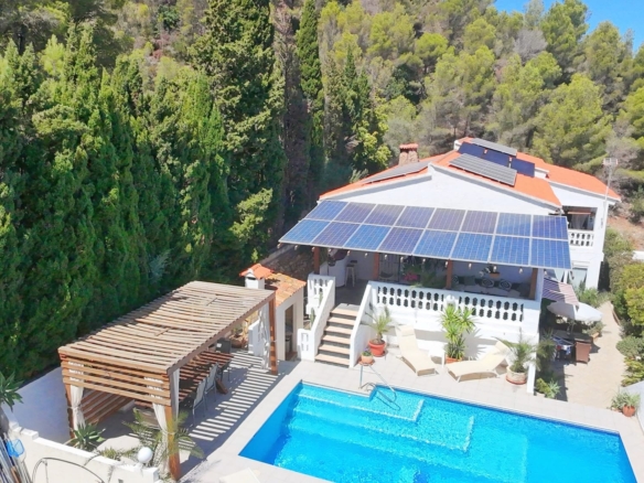 Detached House in Marxuquera (Ref: DOSI-2999)