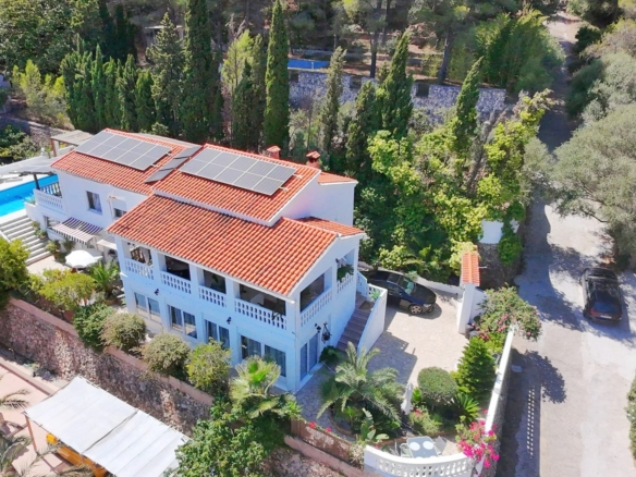 Detached House in Marxuquera (Ref: DOSI-2999)
