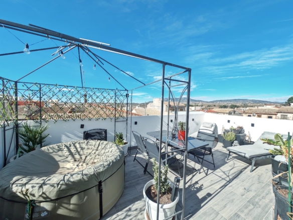 Townhouse in Pinoso (Ref: DOSI-3085)