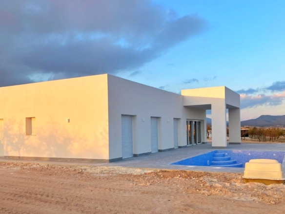 Country House in Pinoso (Ref: DOSI-3124)