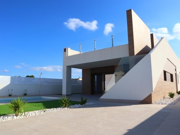 villa in Aspe (Ref: CC0664N)