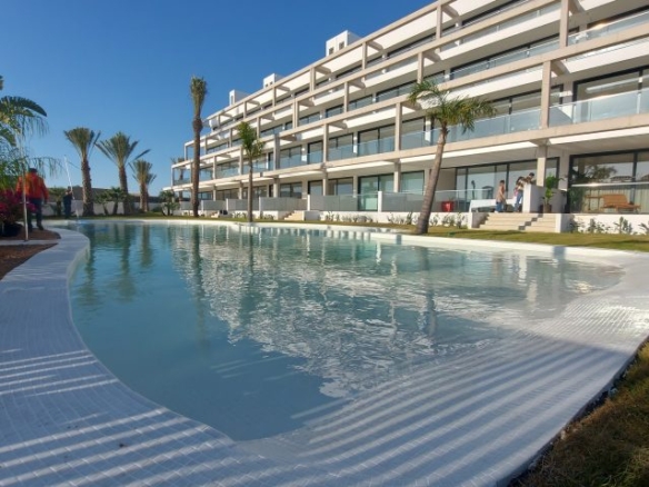 apartment in Mar de Cristal (Ref: CC0660)