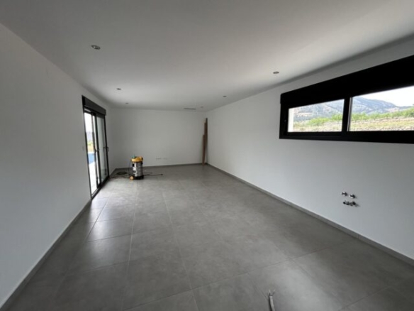villa in El Canton (Ref: CC0625N)
