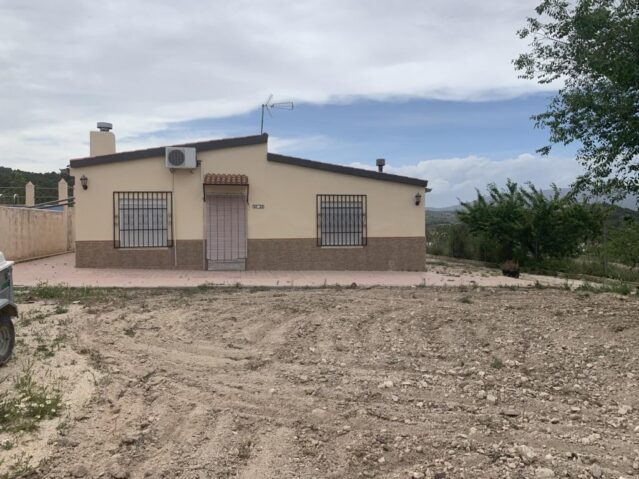 apartment in Pinoso (Ref: CC0405)