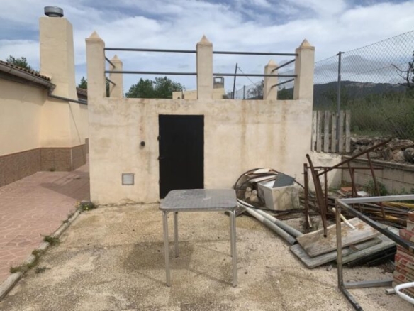 apartment in Pinoso (Ref: CC0405)