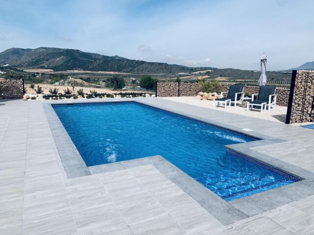 villa in Hondon de las Nieves (Ref: CC0623N)