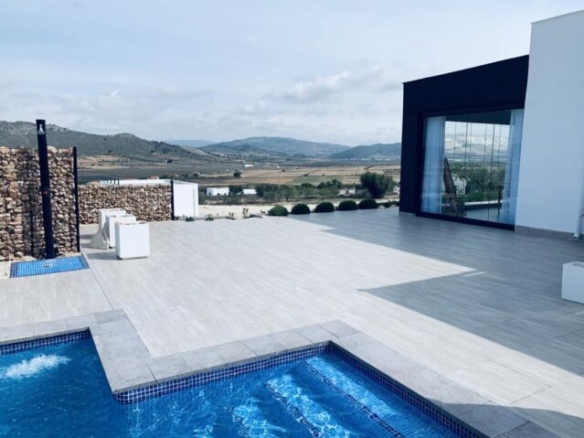 villa in Hondon de las Nieves (Ref: CC0623N)