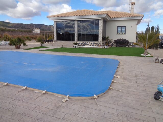 villa in Pinoso (Ref: CC0545)