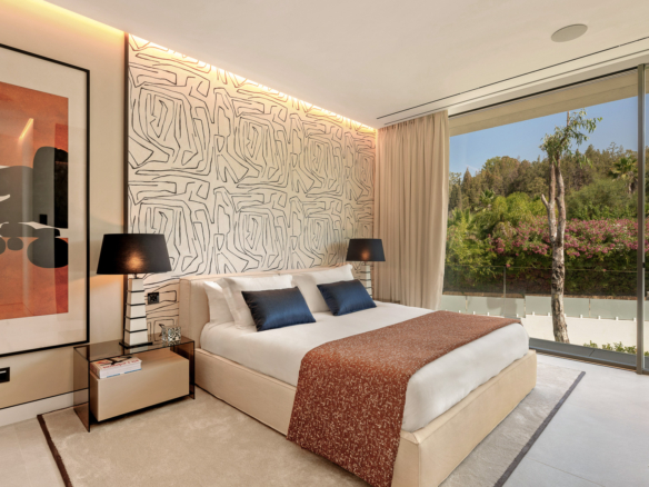 Key Ready in Marbella (Ref: DOSI-1632)