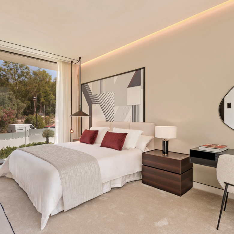 Key Ready in Marbella (Ref: DOSI-1632)