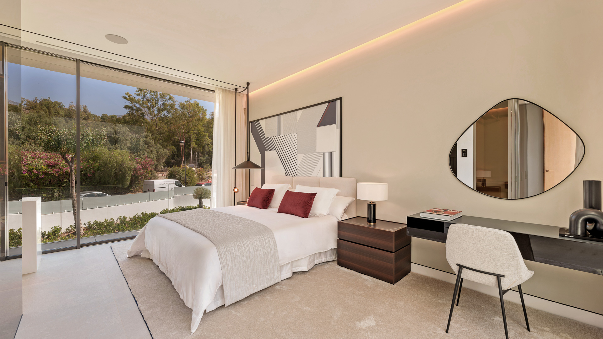 Key Ready in Marbella (Ref: DOSI-1632)
