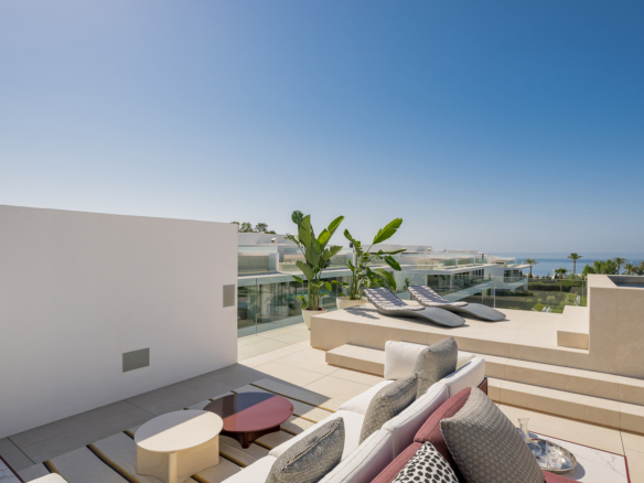 Key Ready in Marbella (Ref: DOSI-1632)