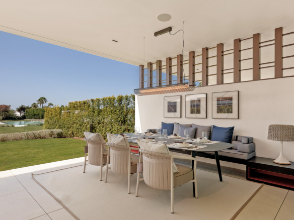 Key Ready in Marbella (Ref: DOSI-1632)