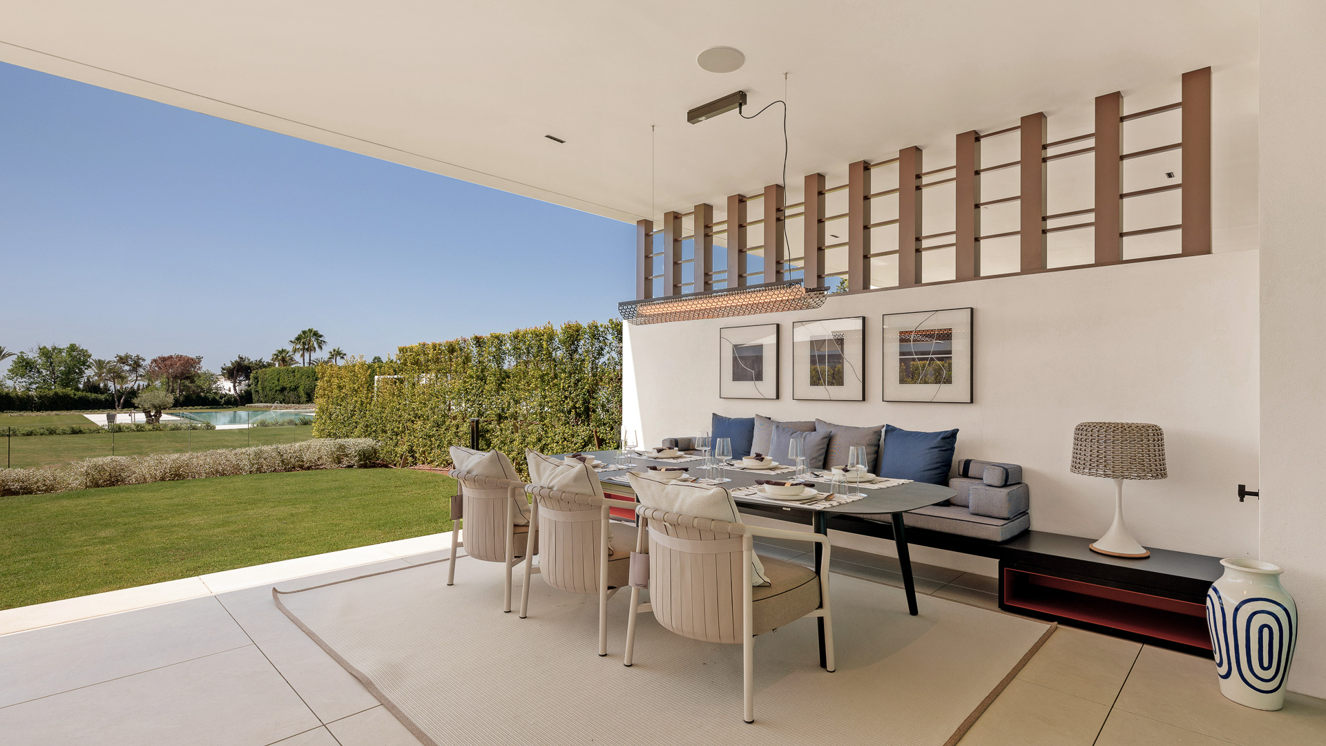 Key Ready in Marbella (Ref: DOSI-1632)